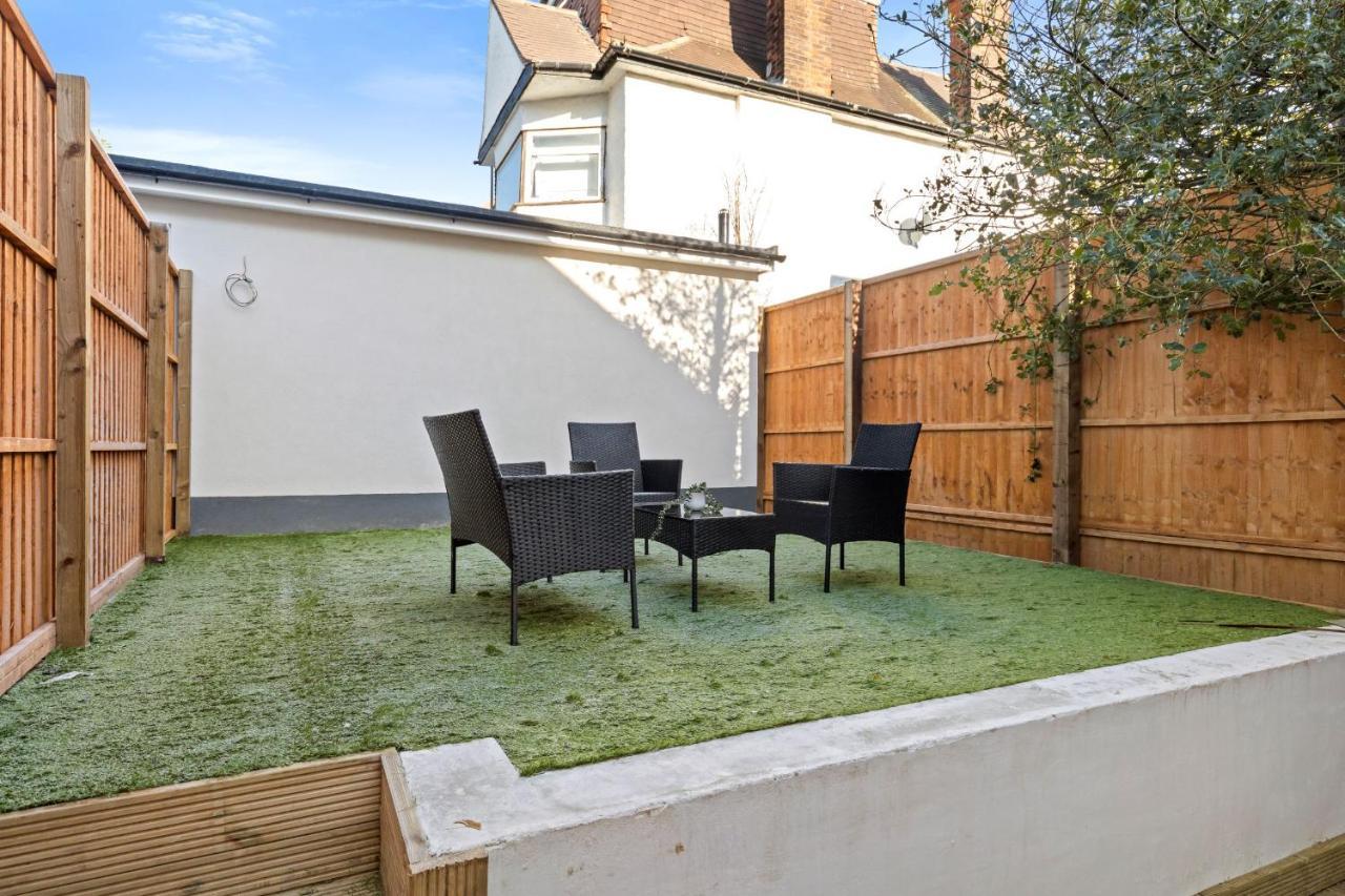 Star London Vivian Avenue 2-Bed Retreat With Garden The Hyde Exterior foto